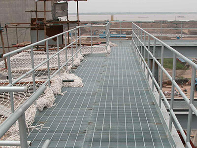 平台钢格板图片2